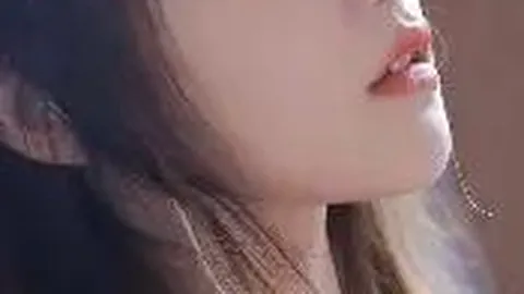 2025全球人形机器人足球赛：清华大学火神队勇夺5v5赛事冠军